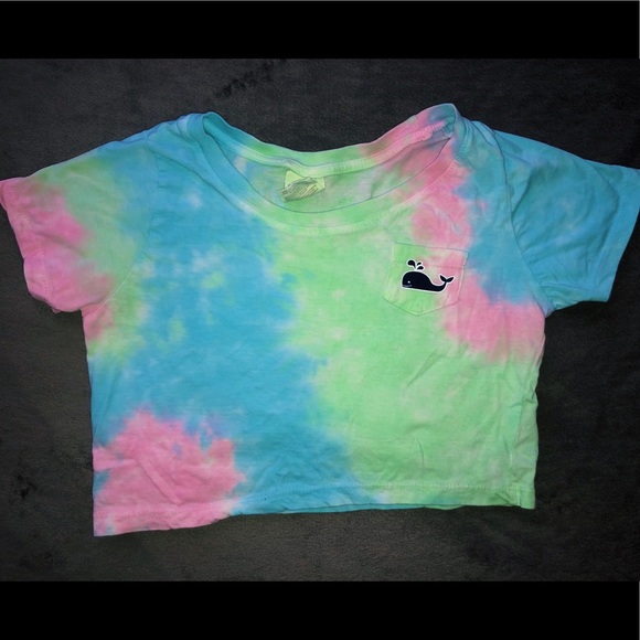 Vineyard Vines Tops - Tie-dye Vineyard Wines crop top